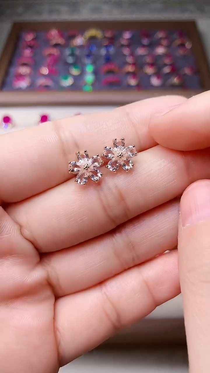 【闪购商品】绿柱石（摩根石）耳饰银S925镶嵌0000