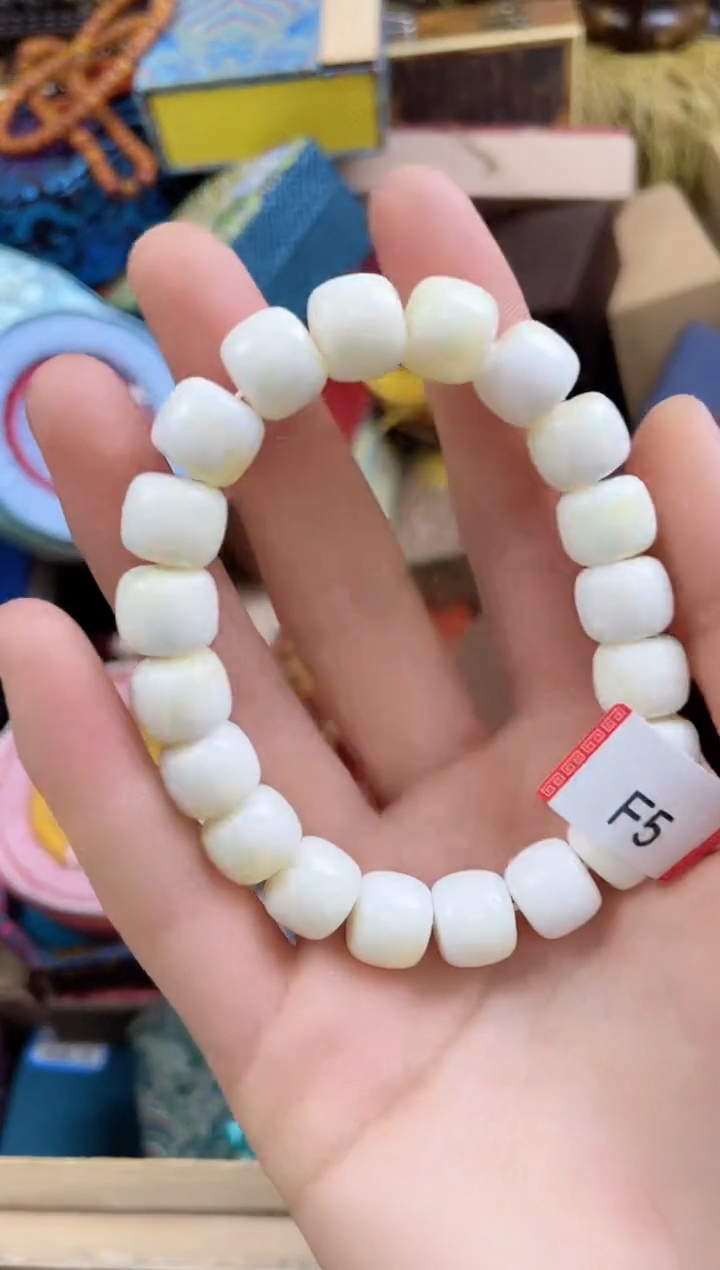 未镶嵌颈饰蜜蜡大梦高端精品链接