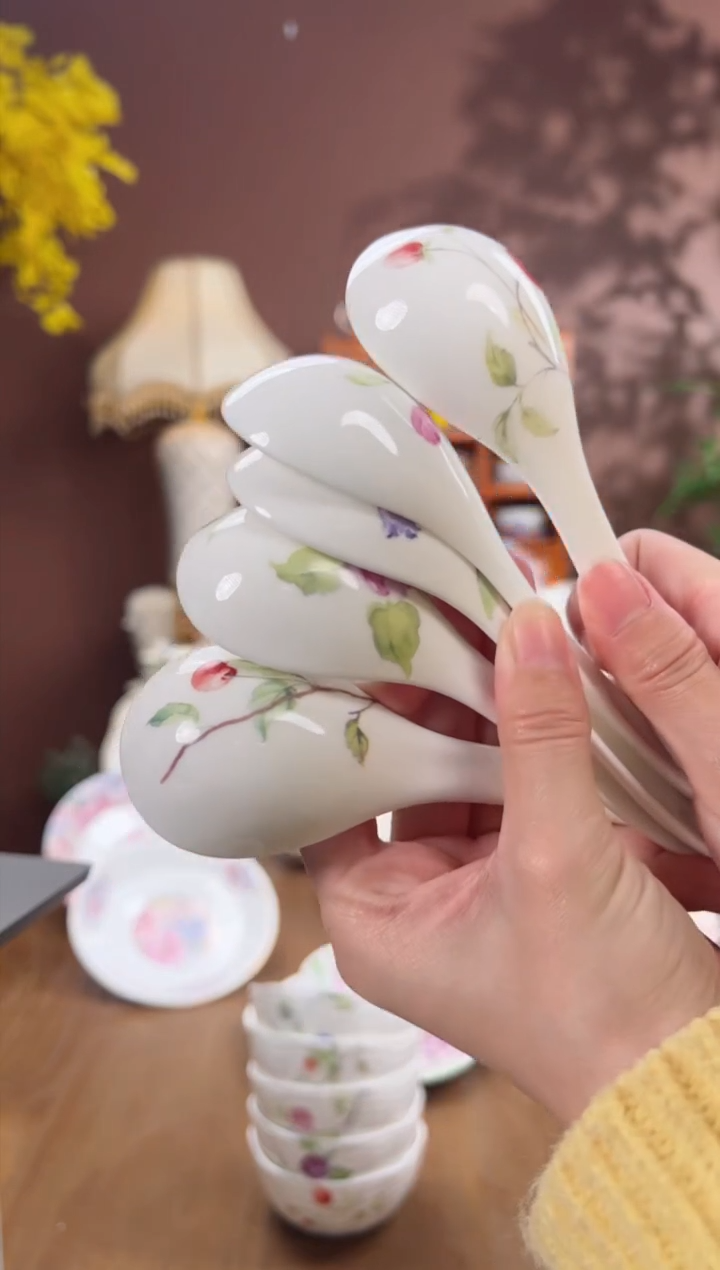 【闪购商品】瓦当浆果中式勺子一套5个