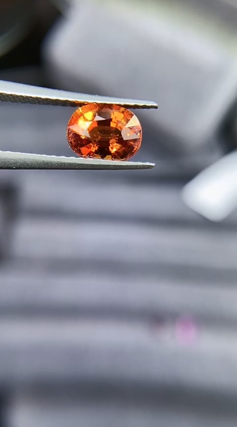 【闪购商品】定制石榴石定制未镶嵌芬达天然橙红色1.65克拉