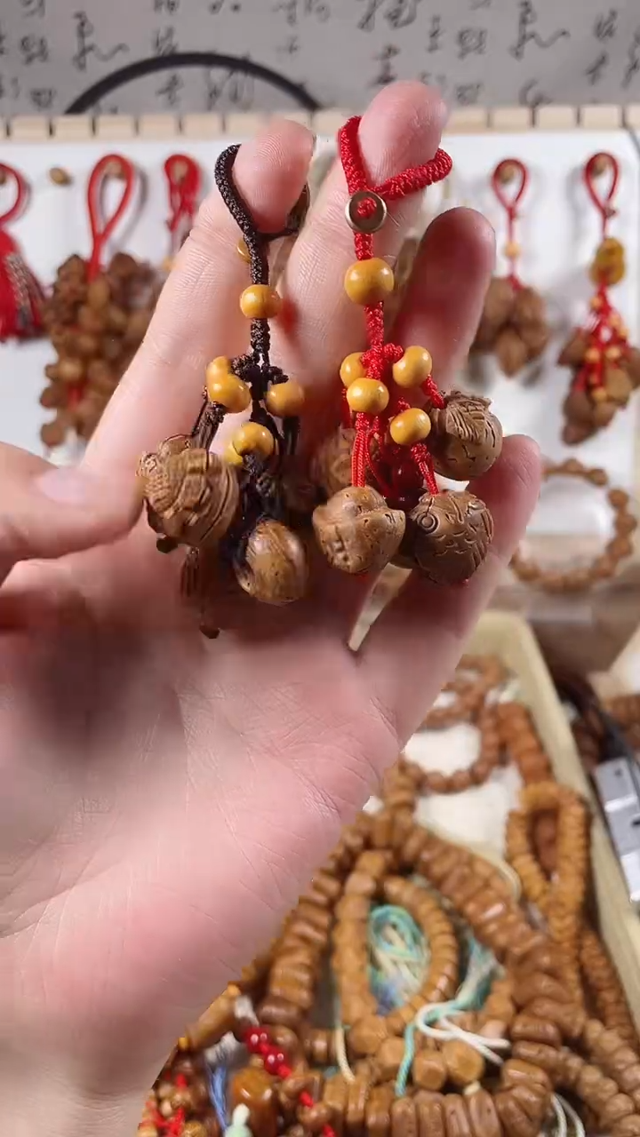 海*?桃核雕刻平安，喜乐，乐，好运，康，好运脑纹桃枭的各五个