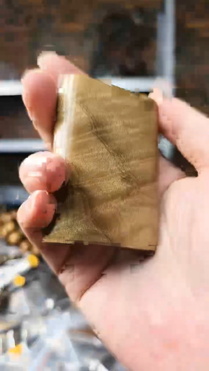 【闪购商品】金丝楠无事牌手把件