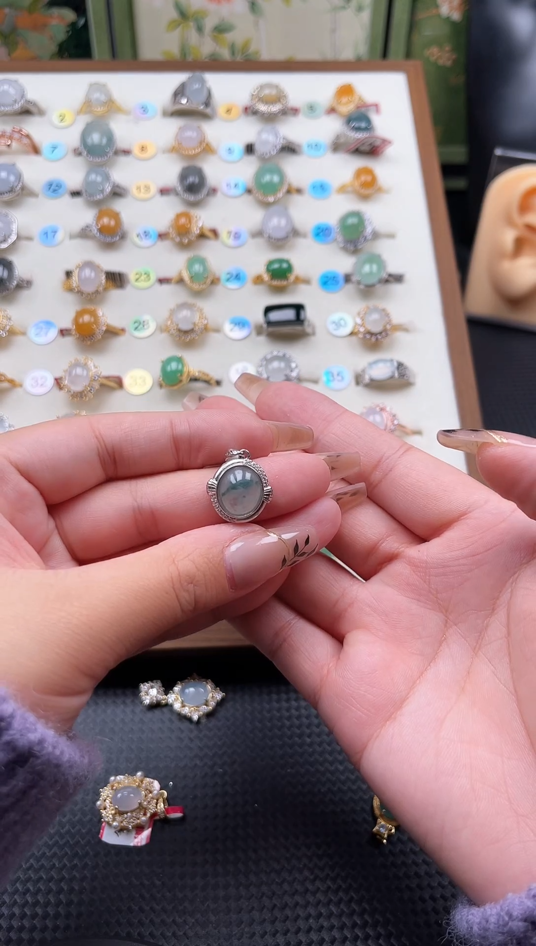 【闪购商品】翡翠吊坠(赠链)银S925镶嵌天然A货翡翠项链/吊坠