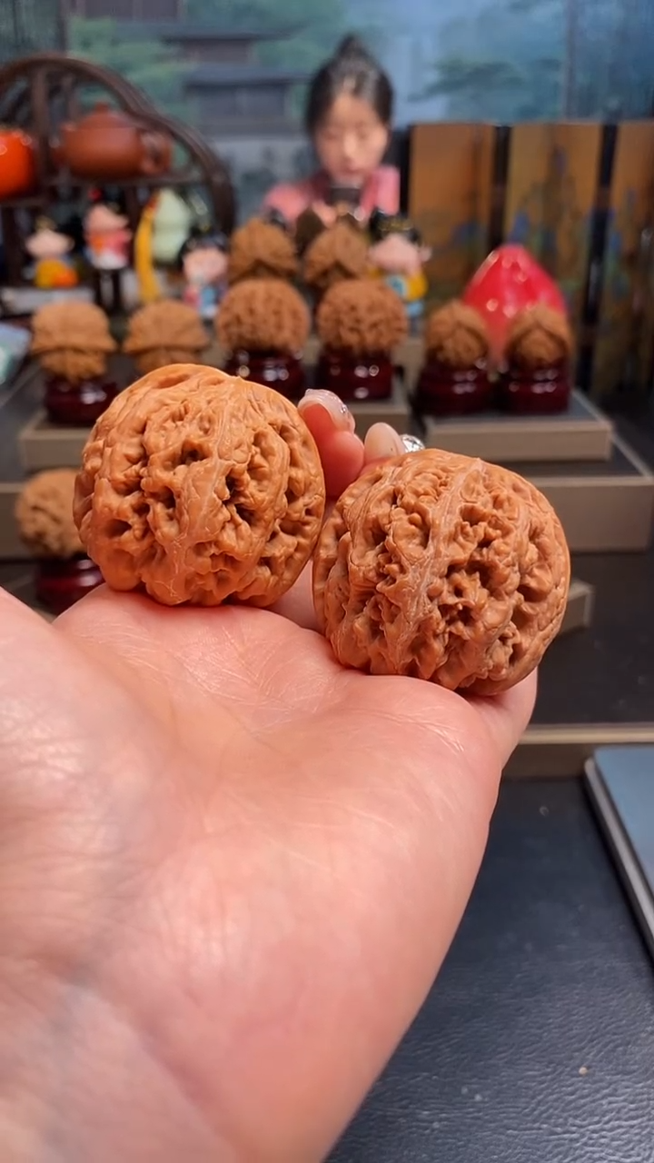 【闪购商品】文玩核桃吊坠K486大粗筋43