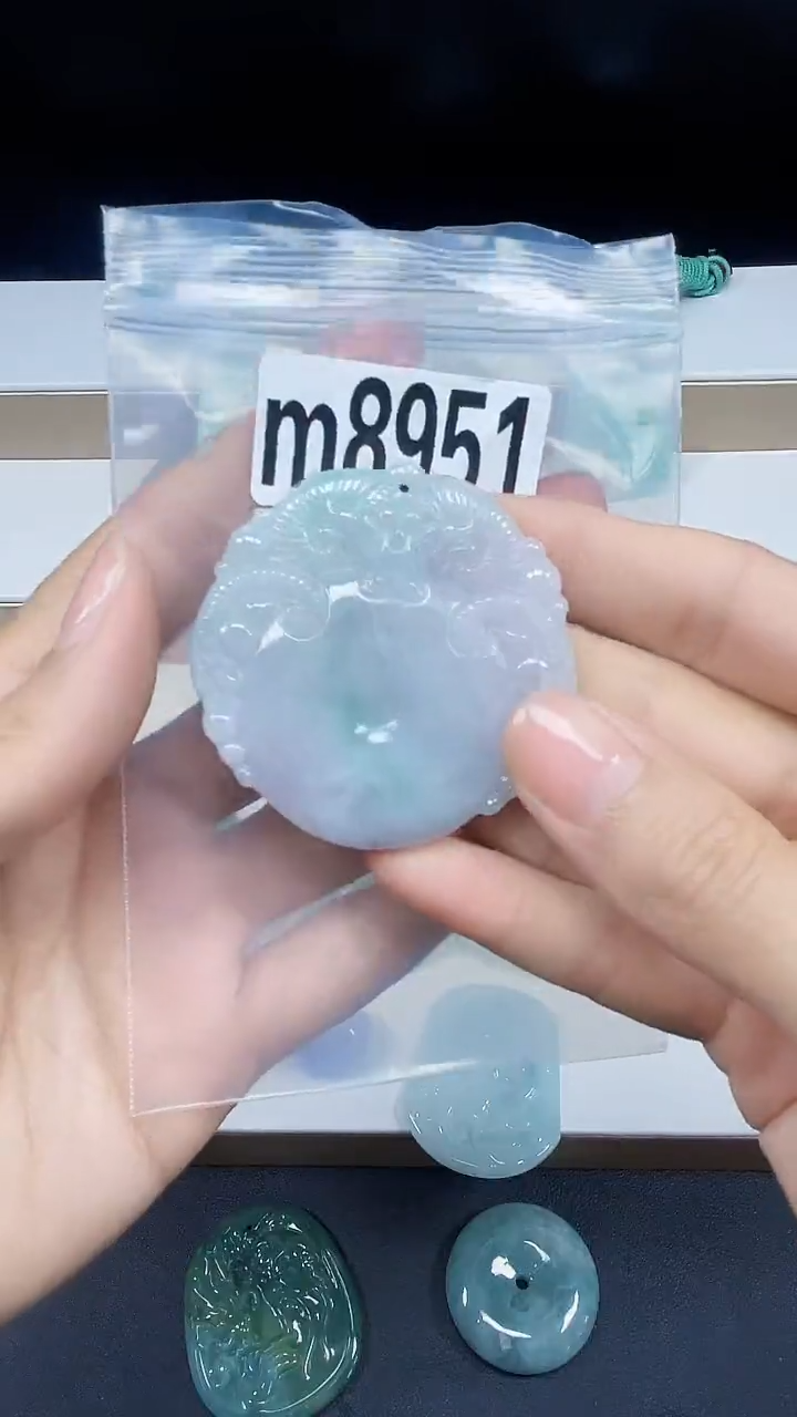 颈饰未镶嵌翡翠翡翠珠宝吊坠挂件