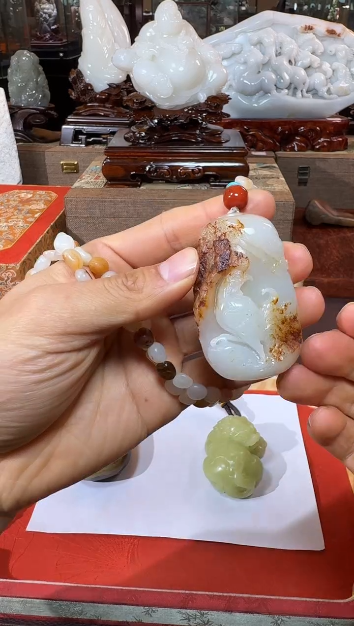 未镶嵌和田玉把件公鸡