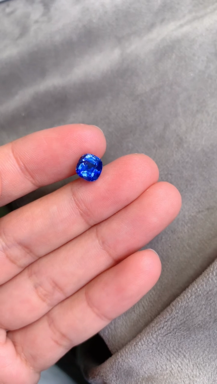 【闪购商品】蓝宝石裸石未镶嵌2.09CT  无烧