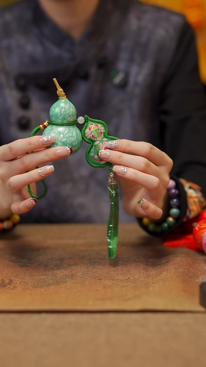 【闪购商品】*21宴禾堂大漆工艺小葫芦68