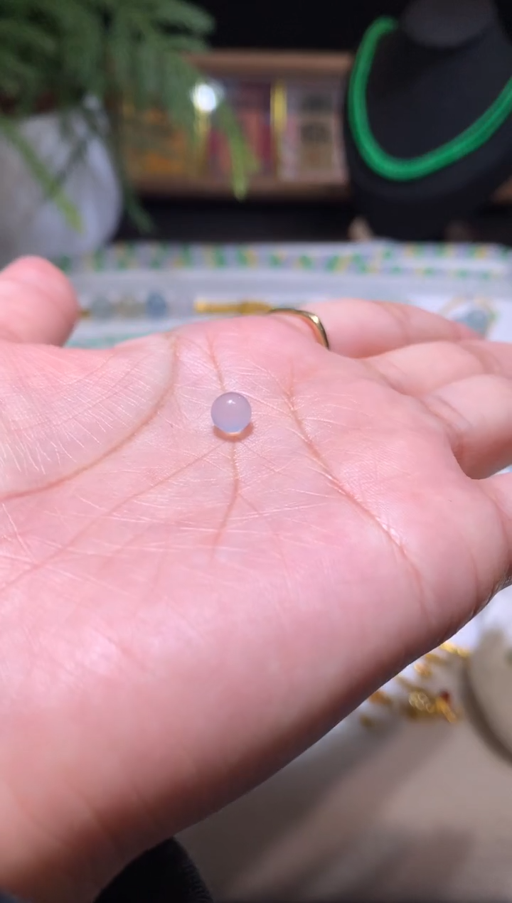 【闪购商品】定制翡翠未镶嵌5.7珠子680+68