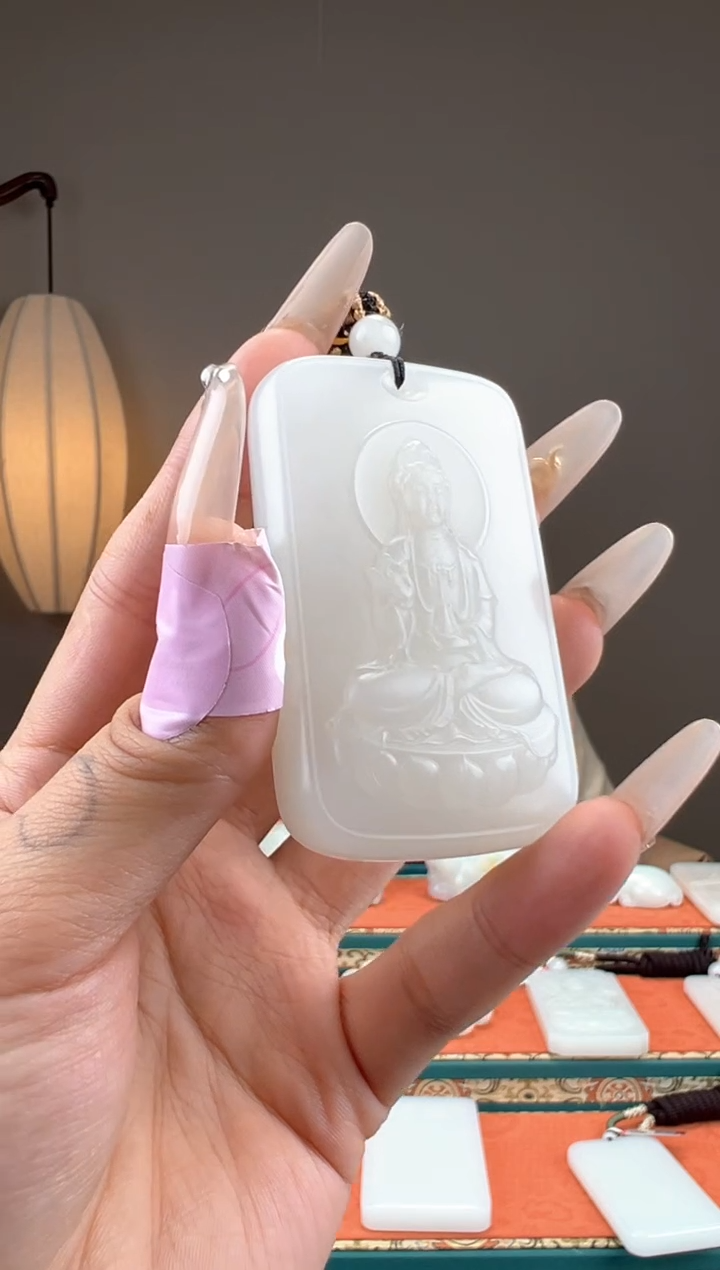 【闪购商品】和田玉颈饰未镶嵌1