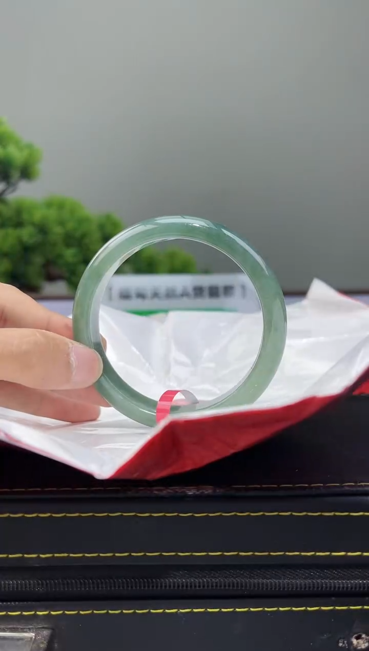 【闪购商品】翡翠手镯未镶嵌手镯8