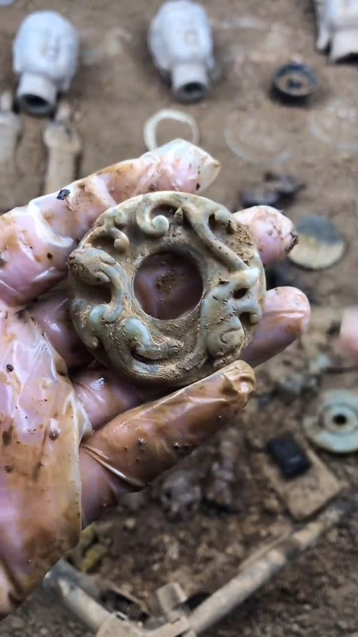 未镶嵌和田玉挂件1