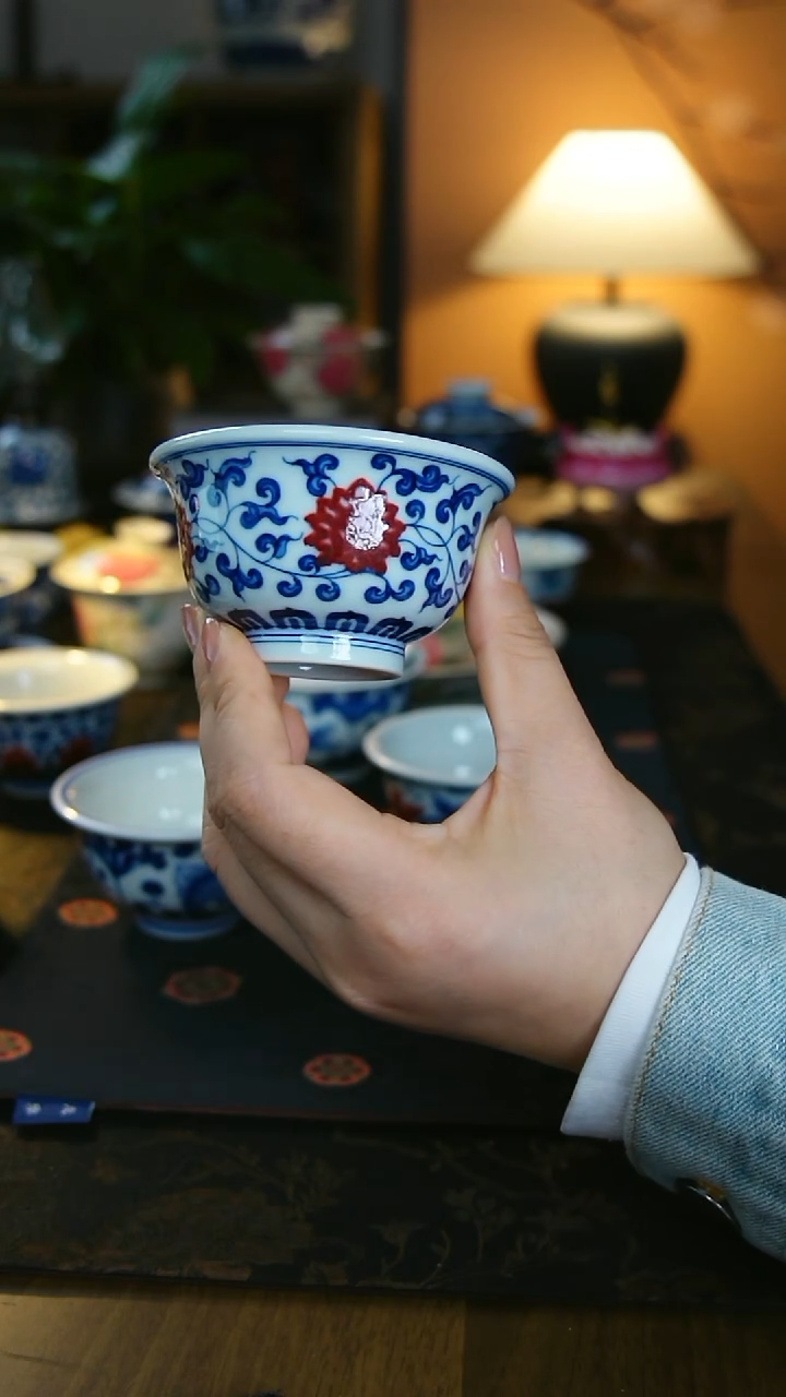 缠枝莲压手杯11111