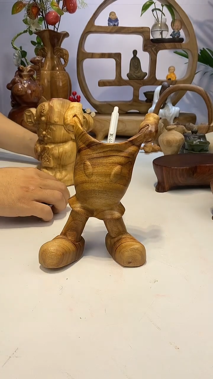 香樟木A21米奇笔筒/尺寸