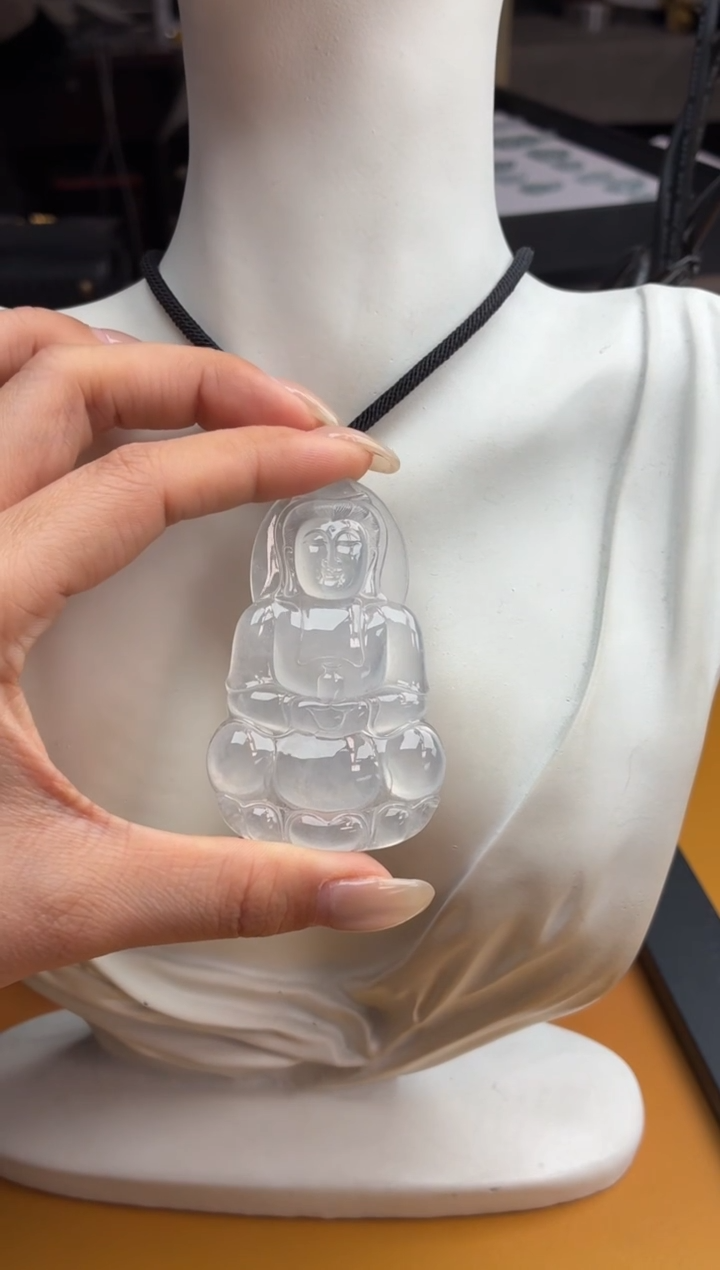 吊坠(不含链)未镶嵌翡翠26 观音 66 41 6.0