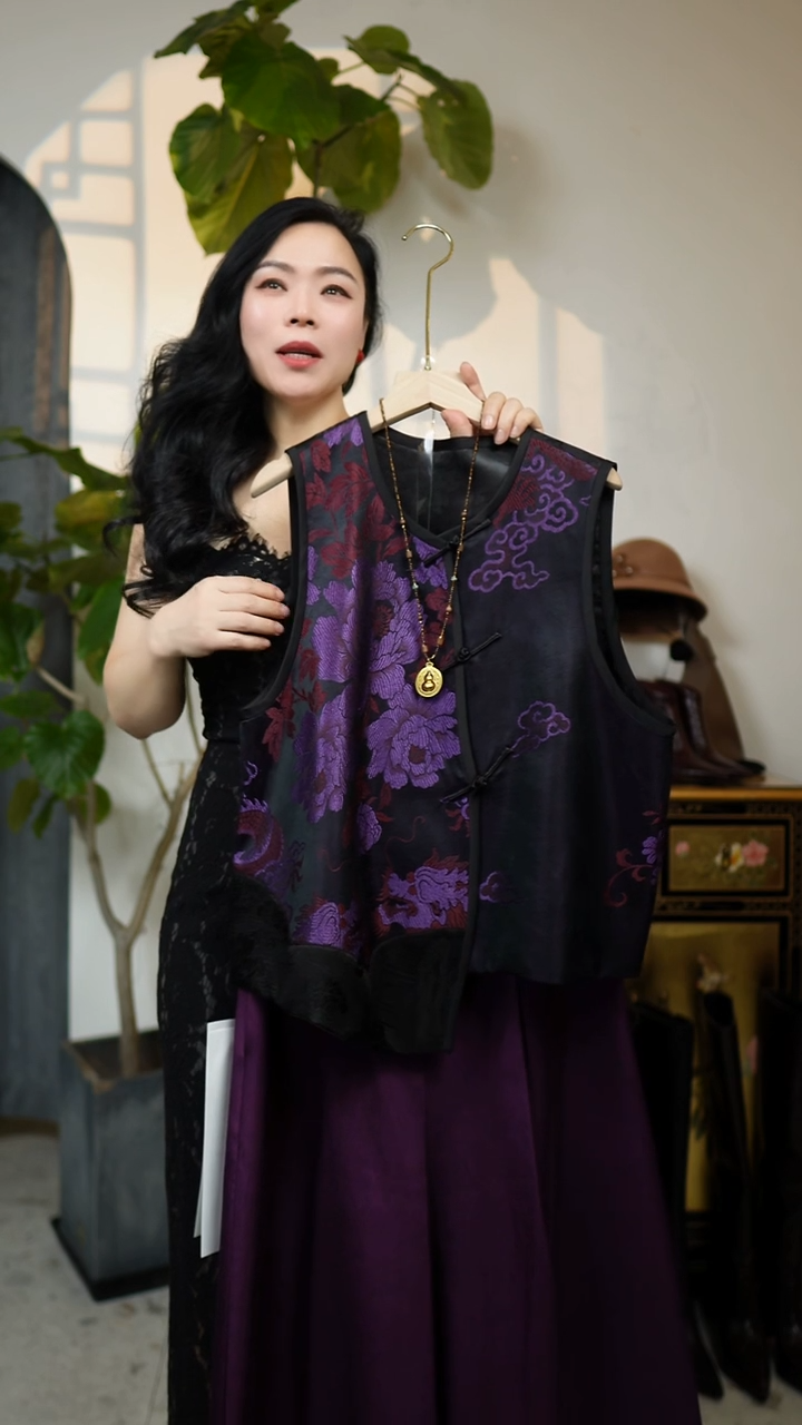 均码，老缎马甲，紫色