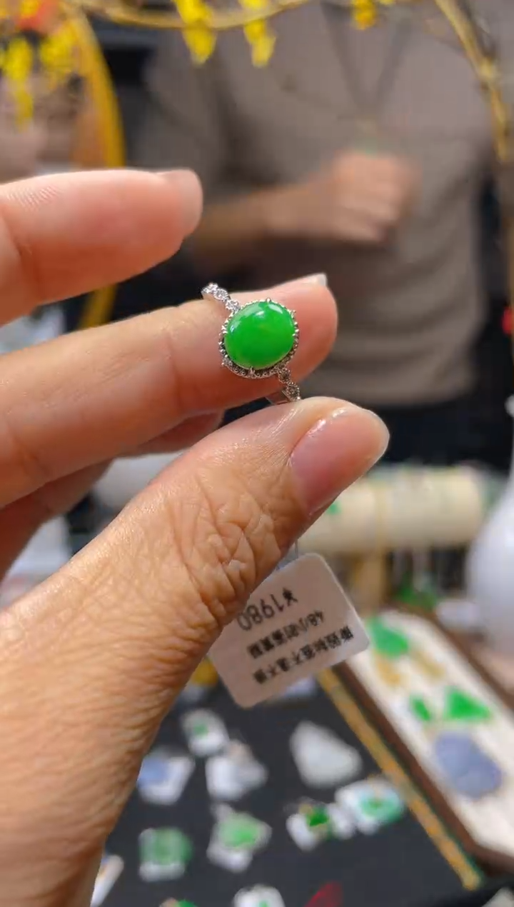 【闪购商品】翡翠颈饰18K金镶嵌假一赔三14圈口