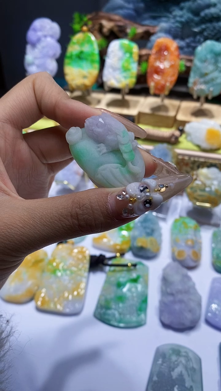 【闪购商品】定制翡翠未镶嵌翡翠A货