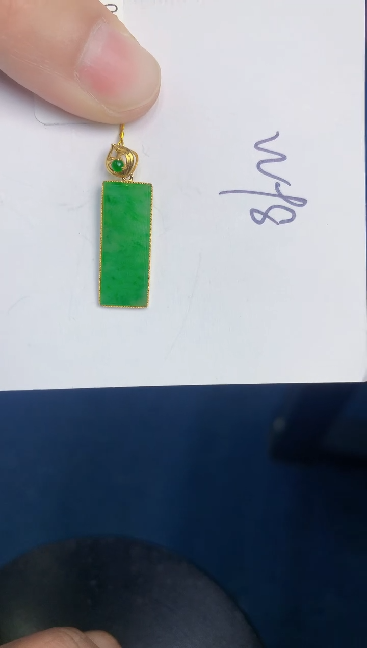 【闪购商品】翡翠颈饰18K金镶嵌000000000