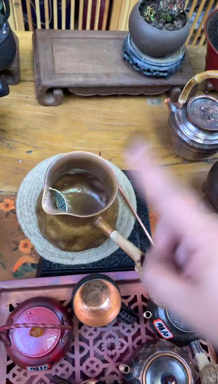 紫铜包浆色陨石坑木瘤侧把