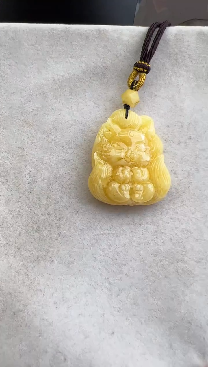 【闪购商品】琥珀裸石未镶嵌10208252-吊坠