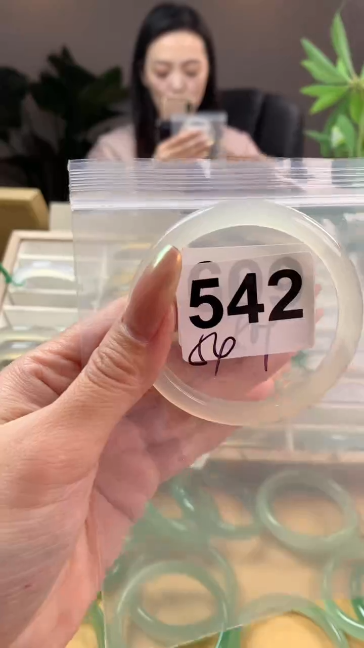 【闪购商品】玛瑙/玉髓手镯未镶嵌542