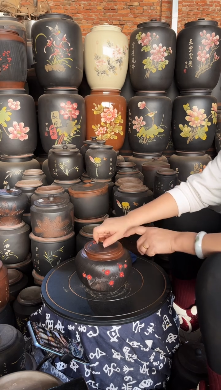【闪购商品】壶瑕疵茶叶罐 小苹果红梅 461