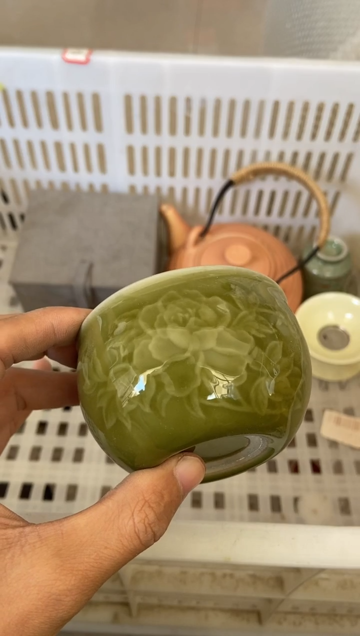 杯无运费险有瑕疵的摄影的产品有使用过的痕迹有点脏介意勿拍