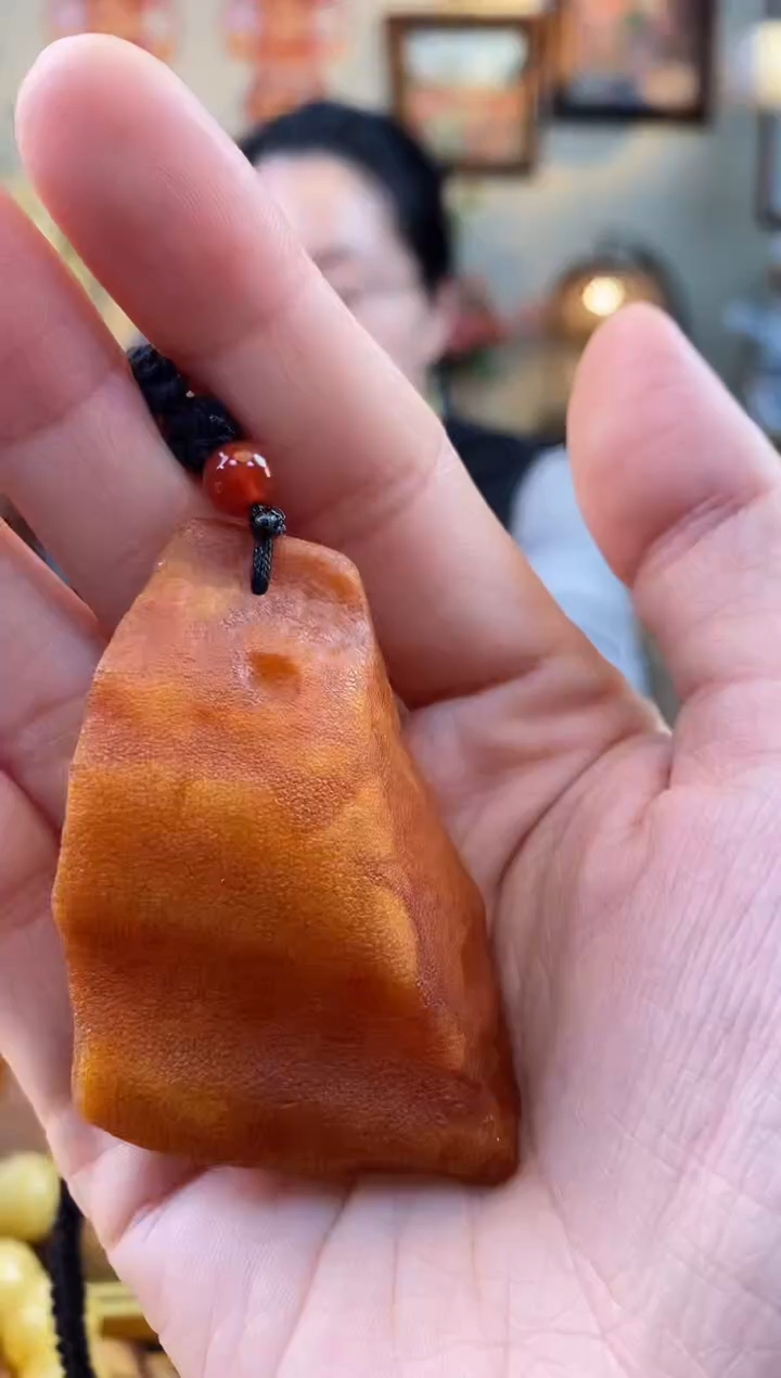 【闪购商品】琥珀颈饰未镶嵌吊坠