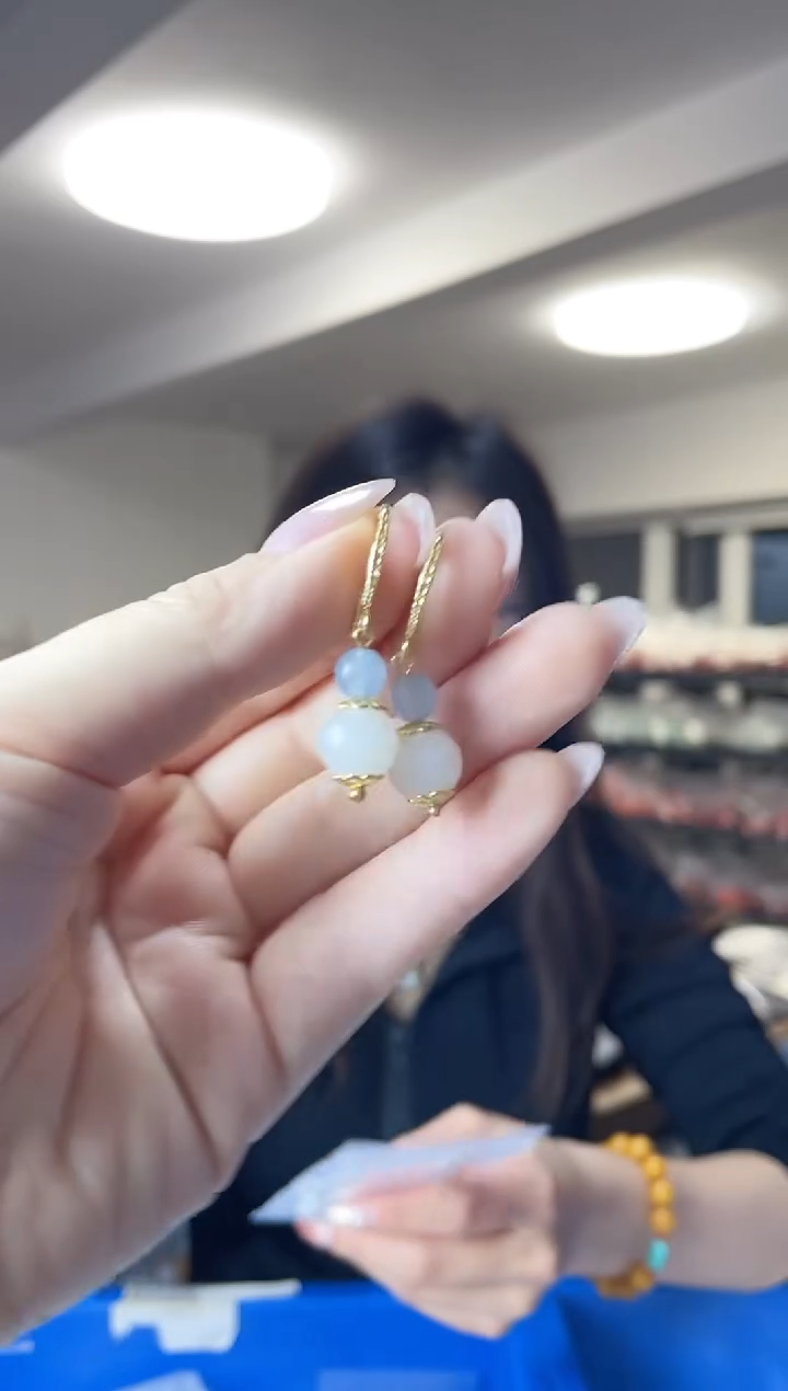 未镶嵌和田玉耳饰（多样性发一件）