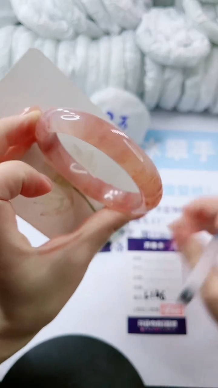 【闪购商品】石英质玉手镯未镶嵌多样性发货L146