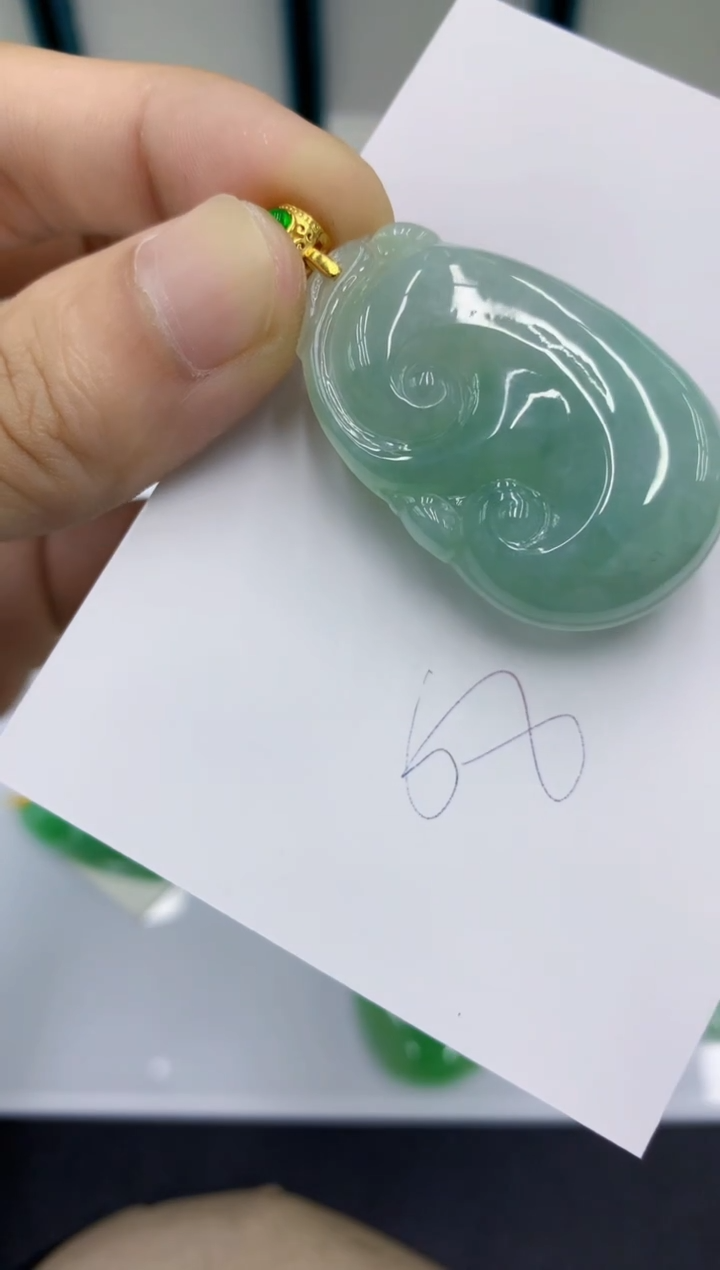 颈饰未镶嵌翡翠翡翠