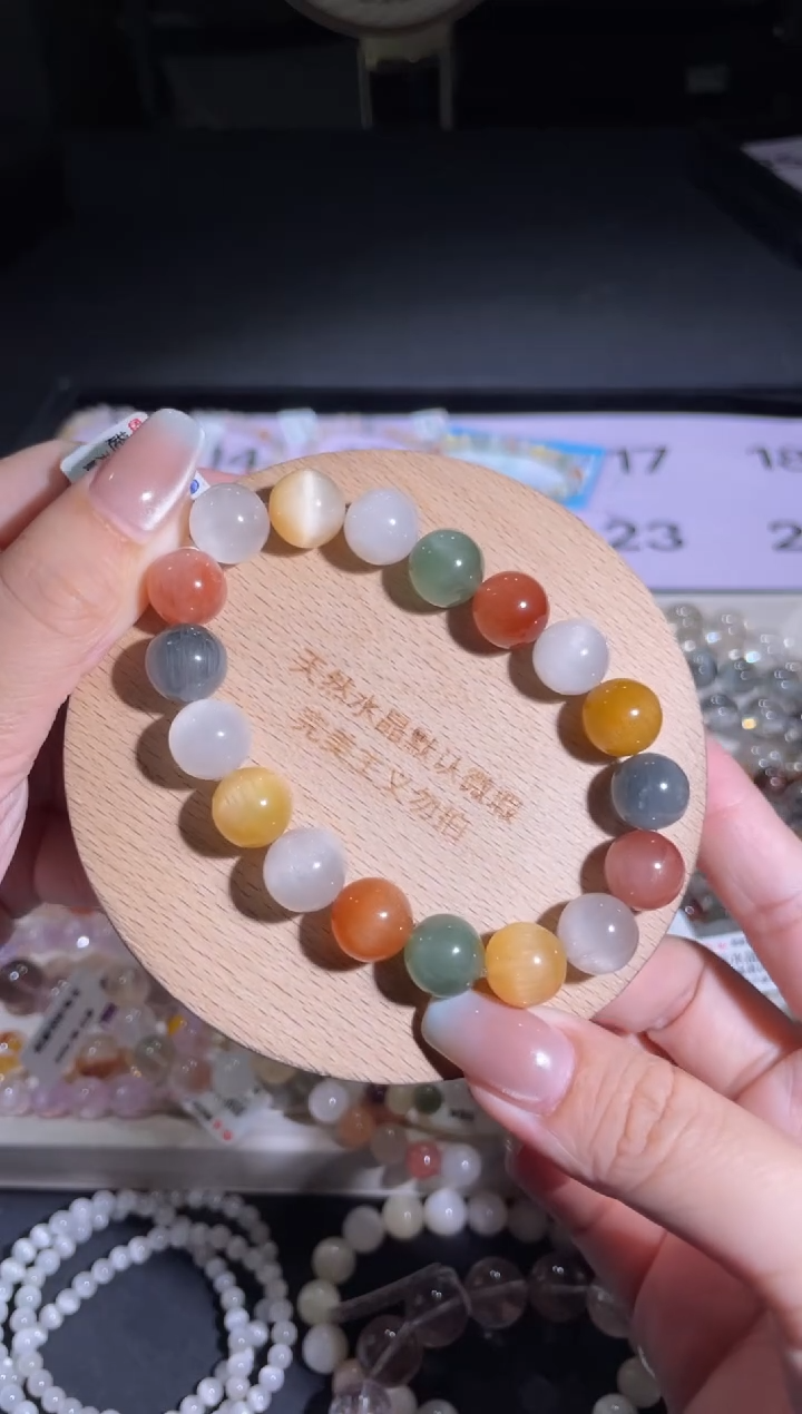 水晶手链未镶嵌?**?17号多性样发一B 11+