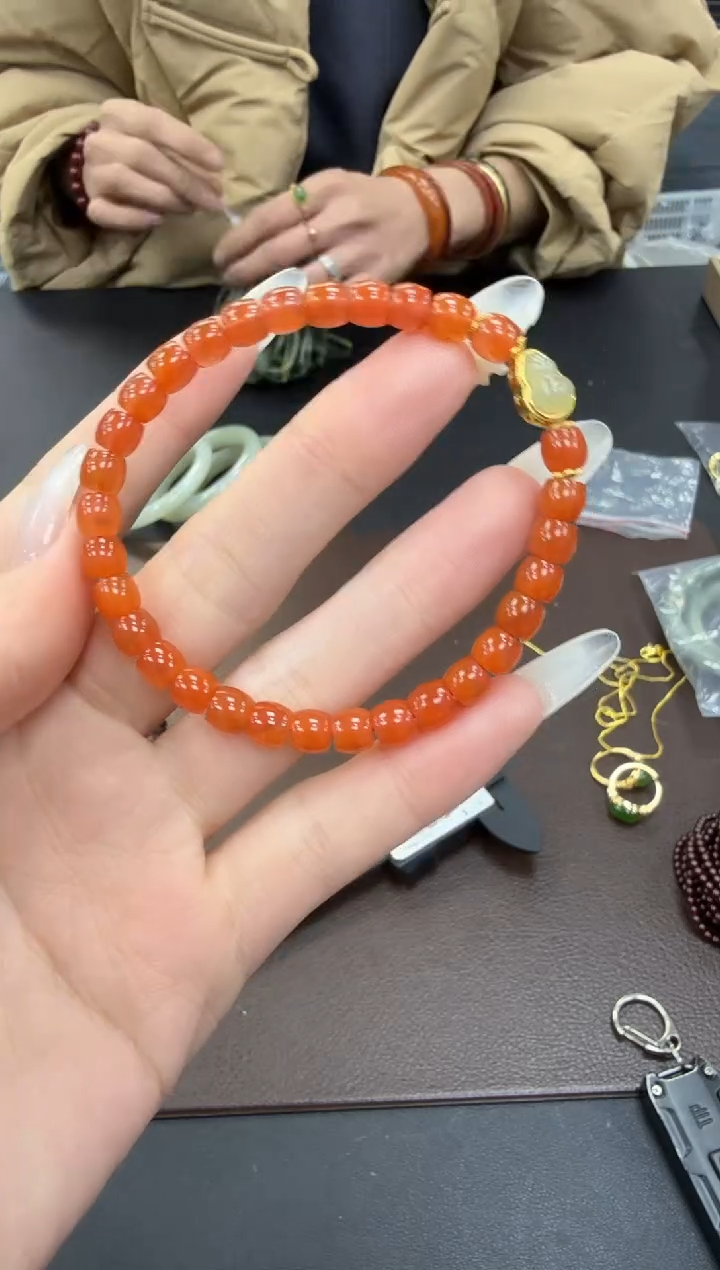 未镶嵌手链南红玛瑙小**?多样性发其一jrj