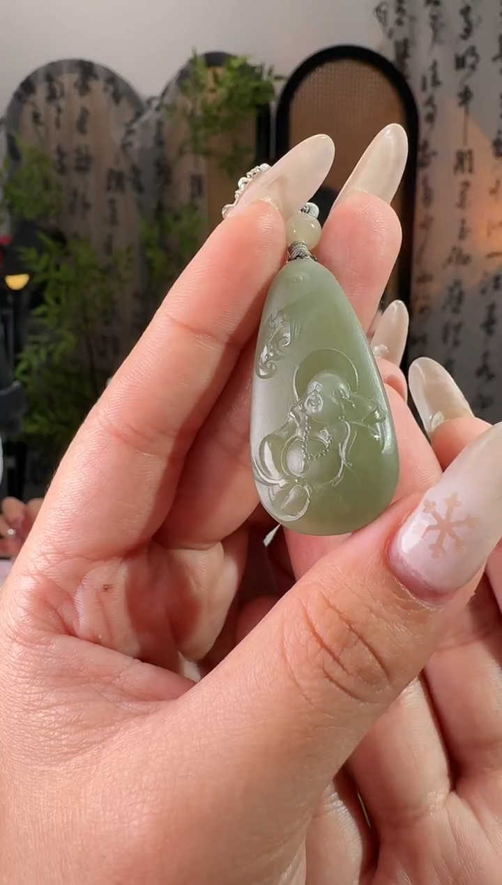 颈饰未镶嵌和田玉逍遥佛牌 p