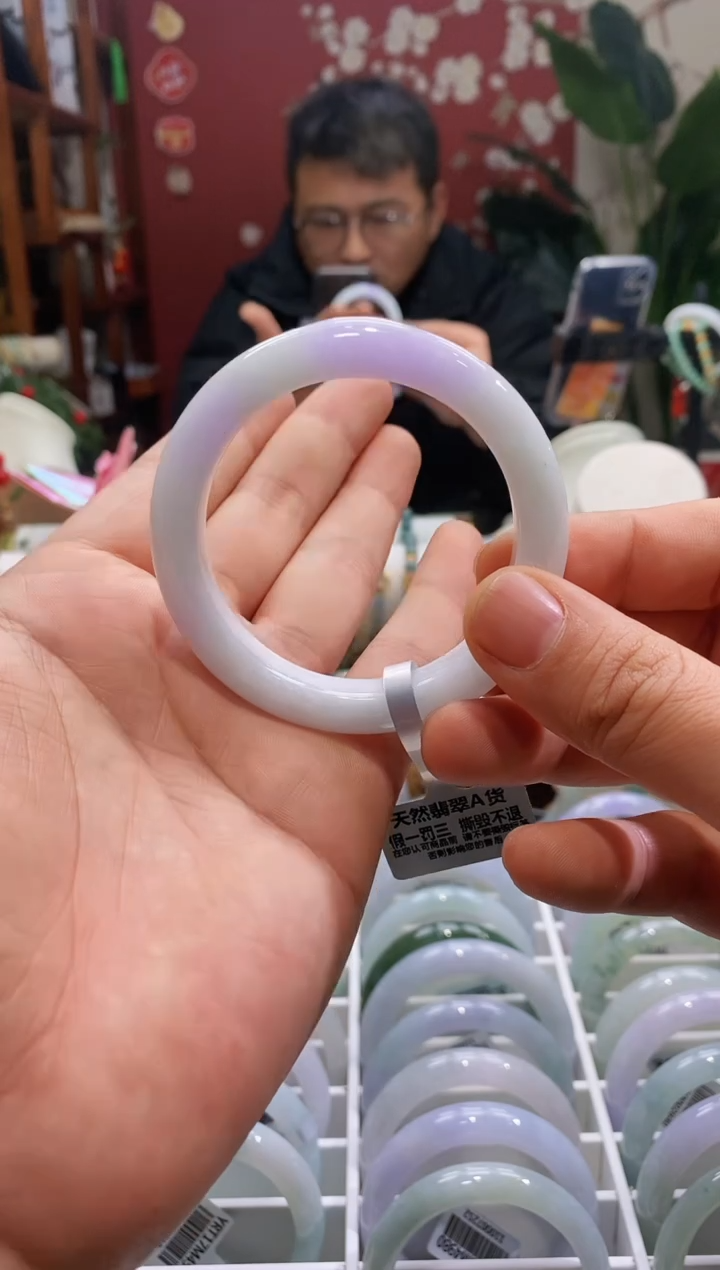 【闪购商品】翡翠手镯未镶嵌138/54.7/10.4*9.2