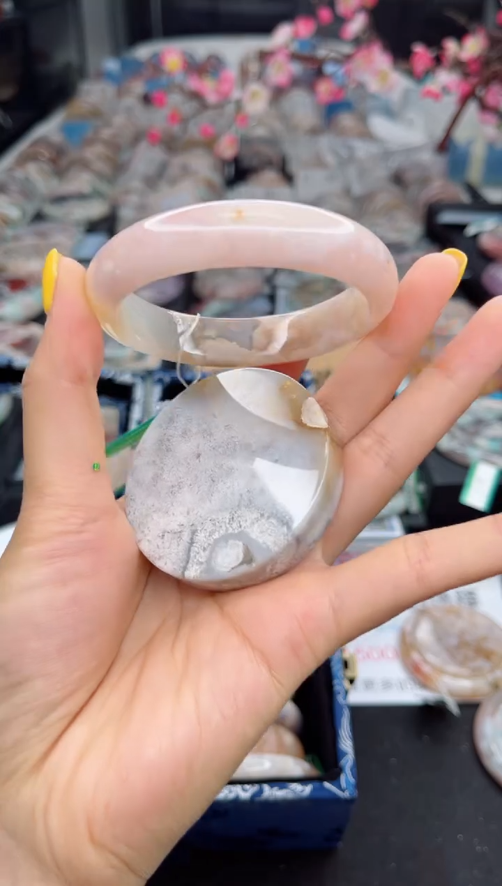 石英质玉未镶嵌手镯55圈口（赠送镯心）1402029