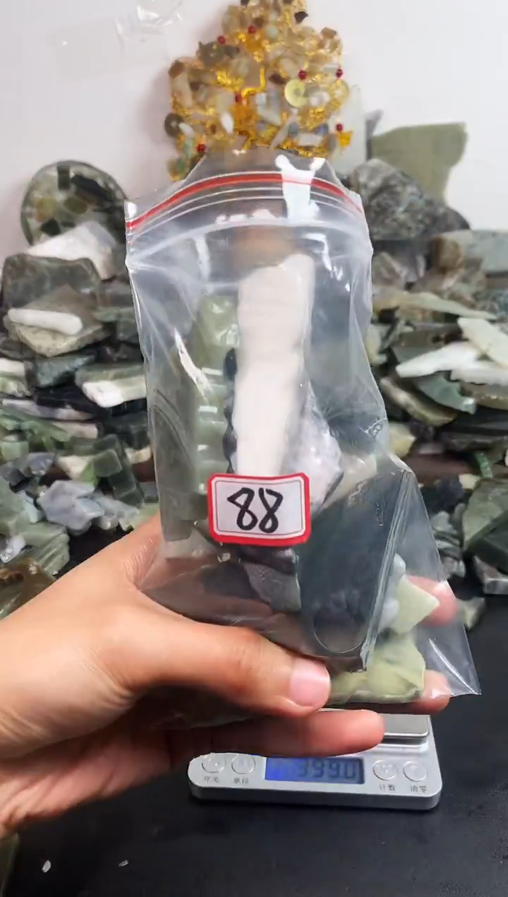 未镶嵌和田玉摆件88