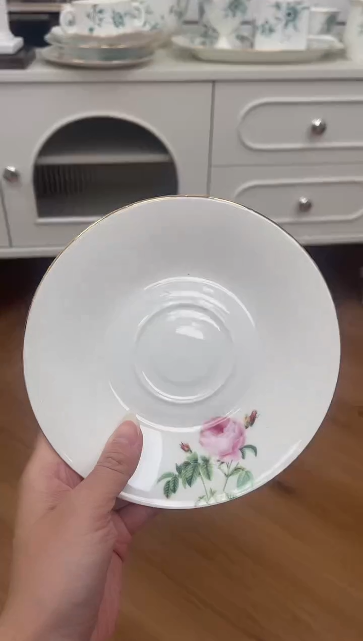 盘玫瑰高骨骨瓷骨碟微瑕不退换