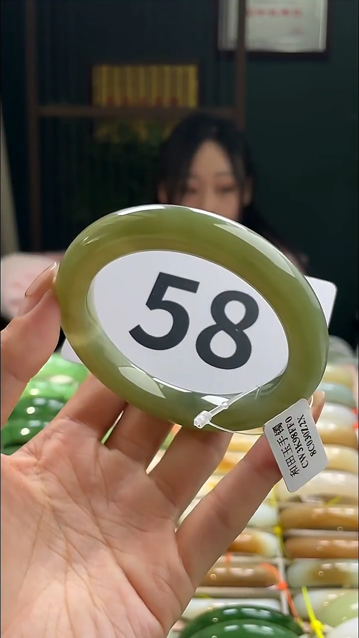 定制和田玉和田玉手镯