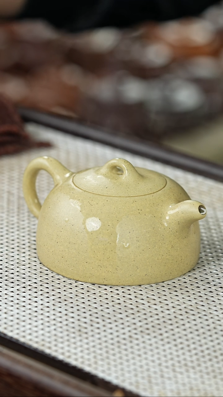 【闪购商品】紫砂茶壶@@3071陈明方半月