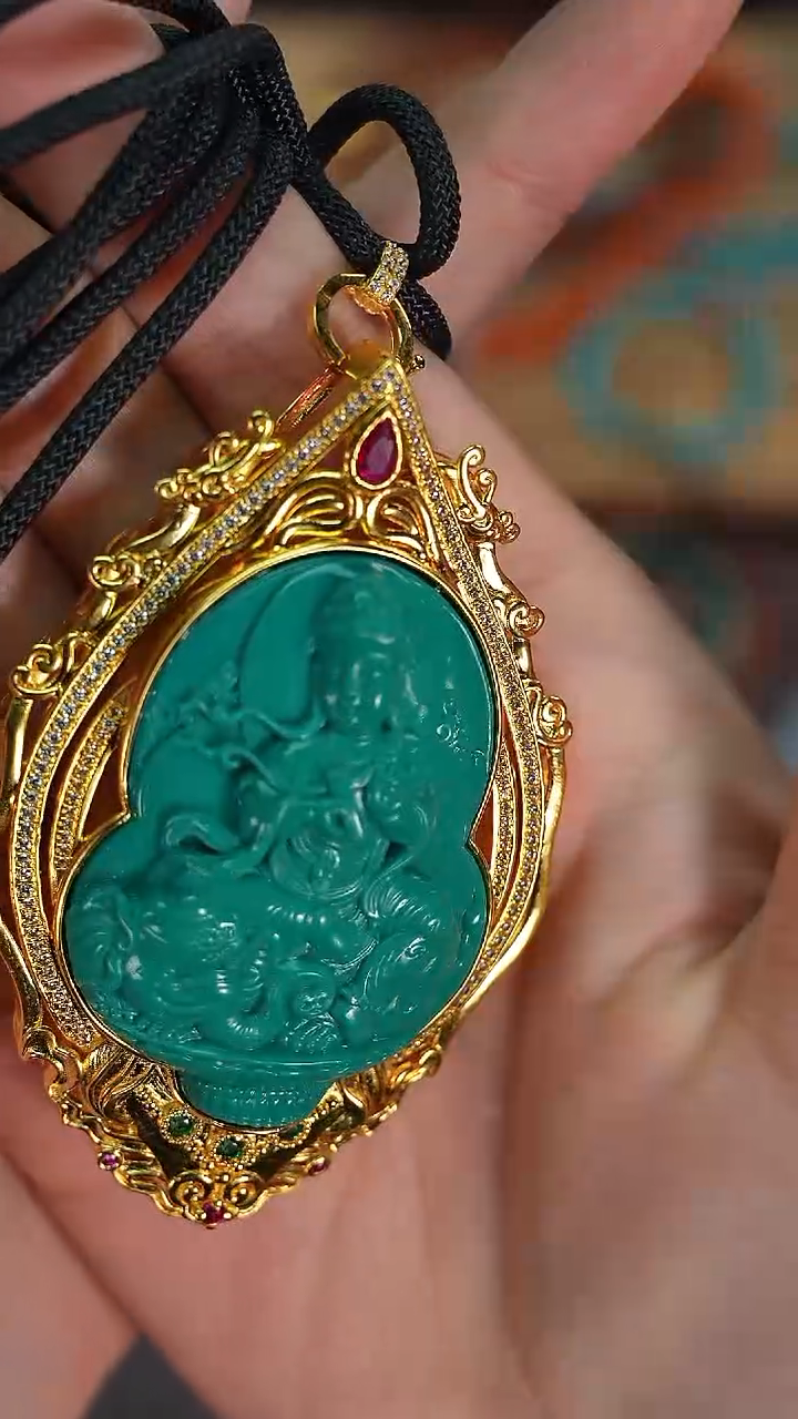 18K金镶嵌绿松石吊坠(赠链)大****爸若雨臣品质回血