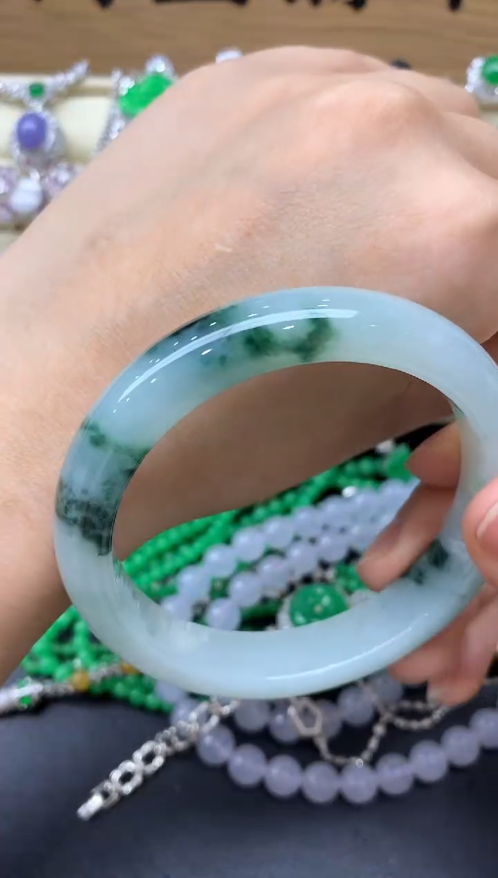 翡翠手镯未镶嵌471-中国好珍宝