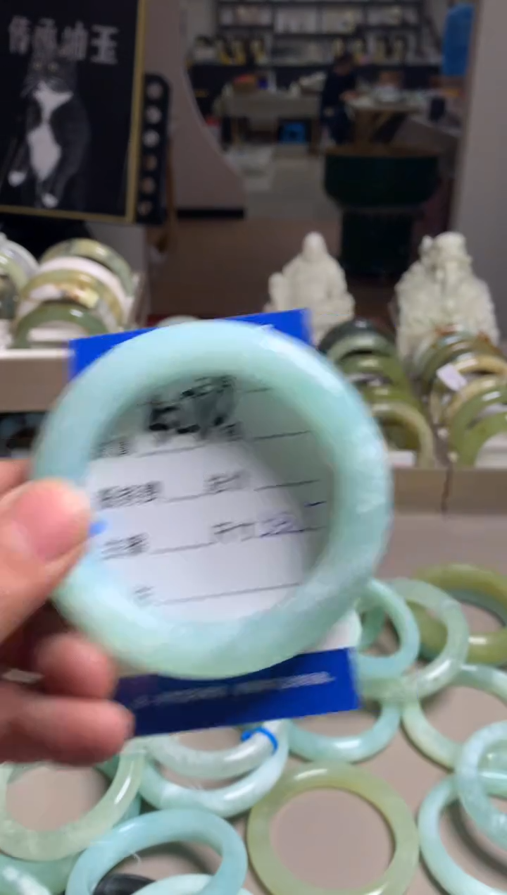 【闪购商品】蛇纹石玉手镯未镶嵌4270