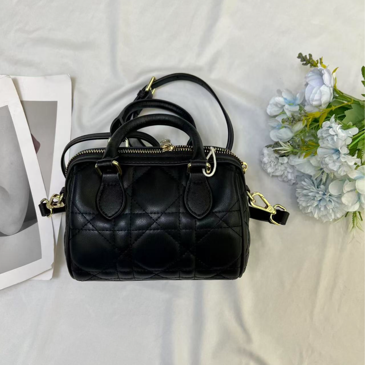 【叶子专属】岩牛新款白色时尚女士百搭小众真皮波士顿YN3573