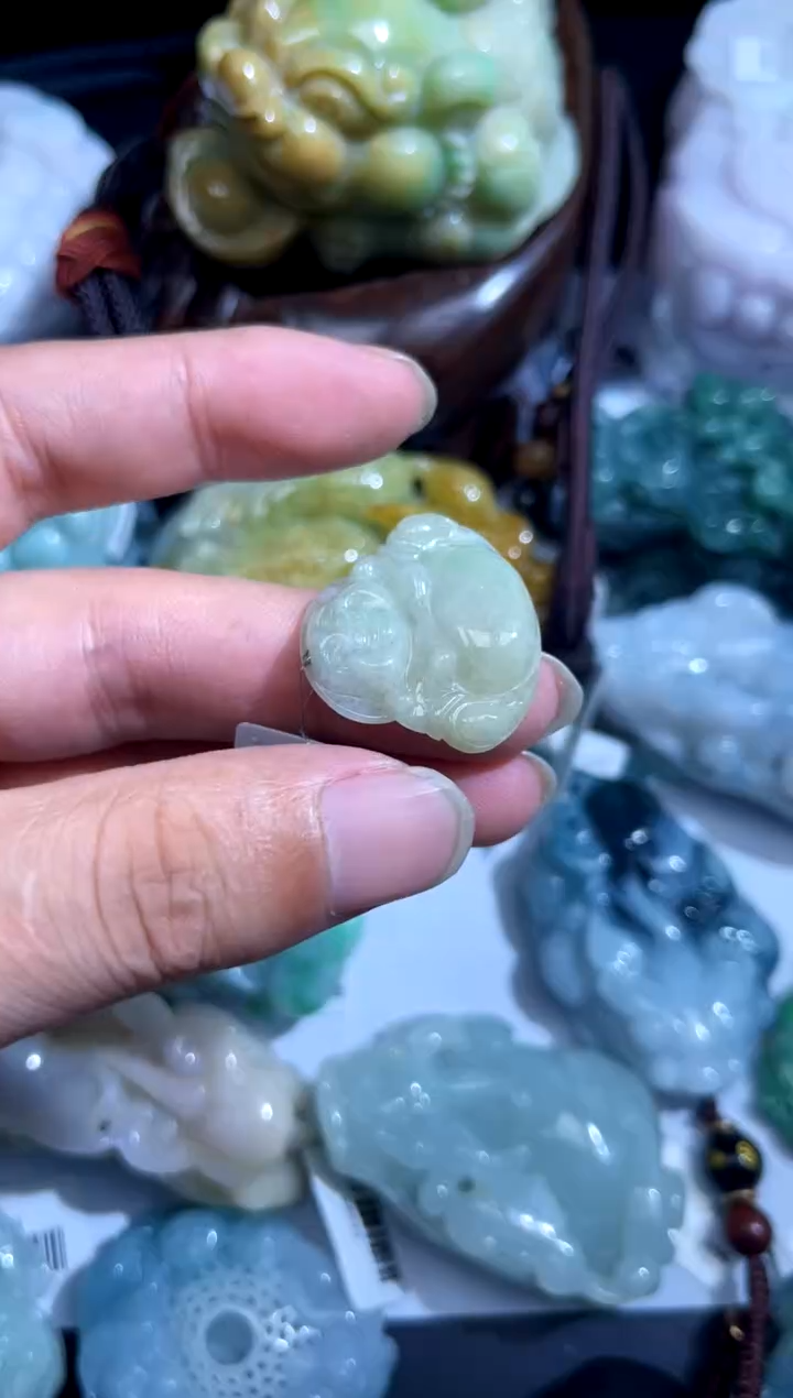 翡翠未镶嵌吊坠(不含链)00000165