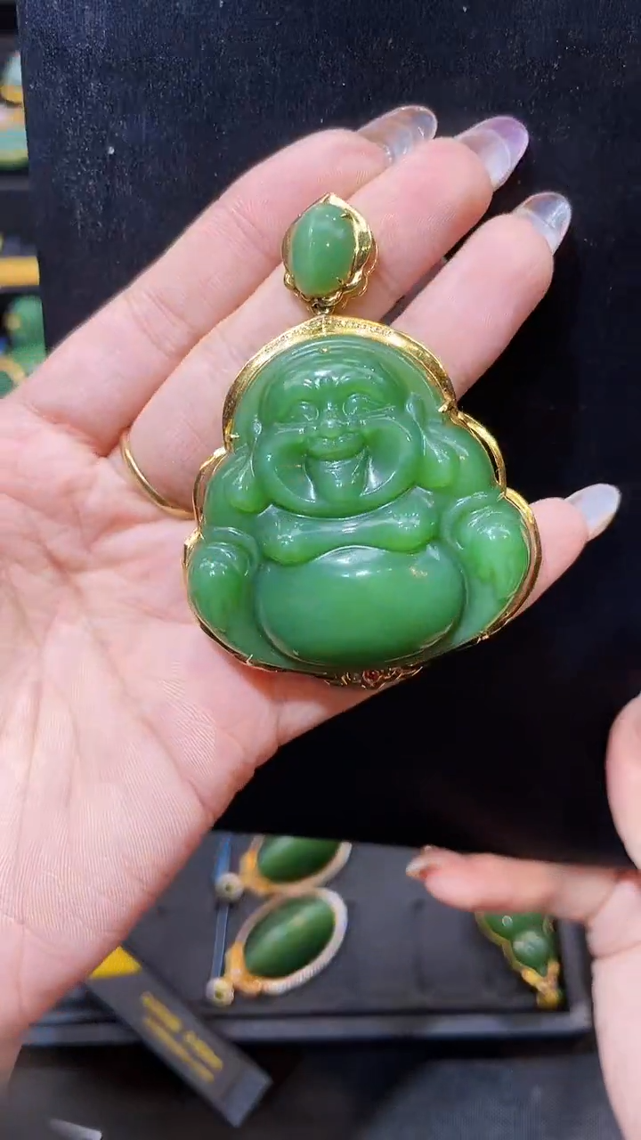 和田玉18K金镶嵌吊坠(赠链)多样性发一