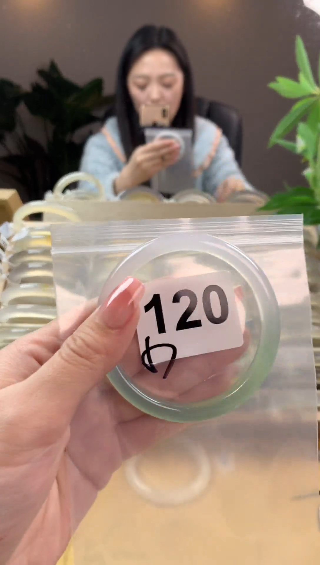 【闪购商品】玛瑙/玉髓手镯未镶嵌120