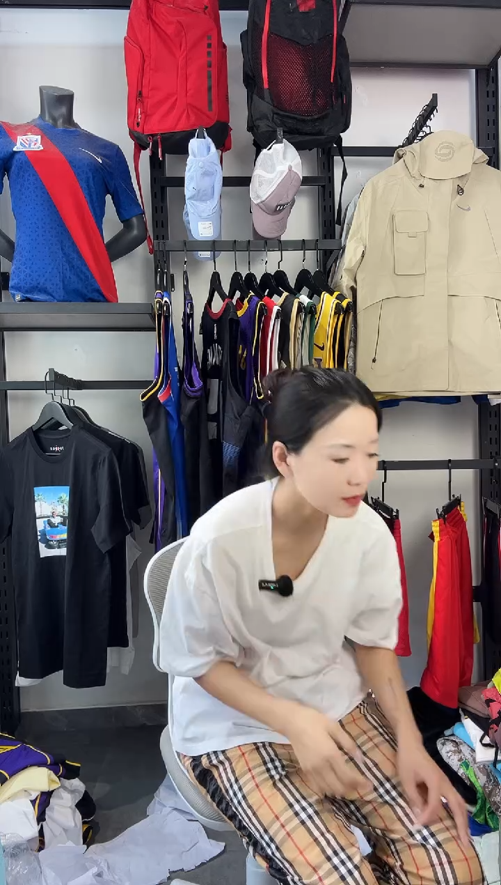 134·编码 瑕疵款直播间过款为准 尺码·