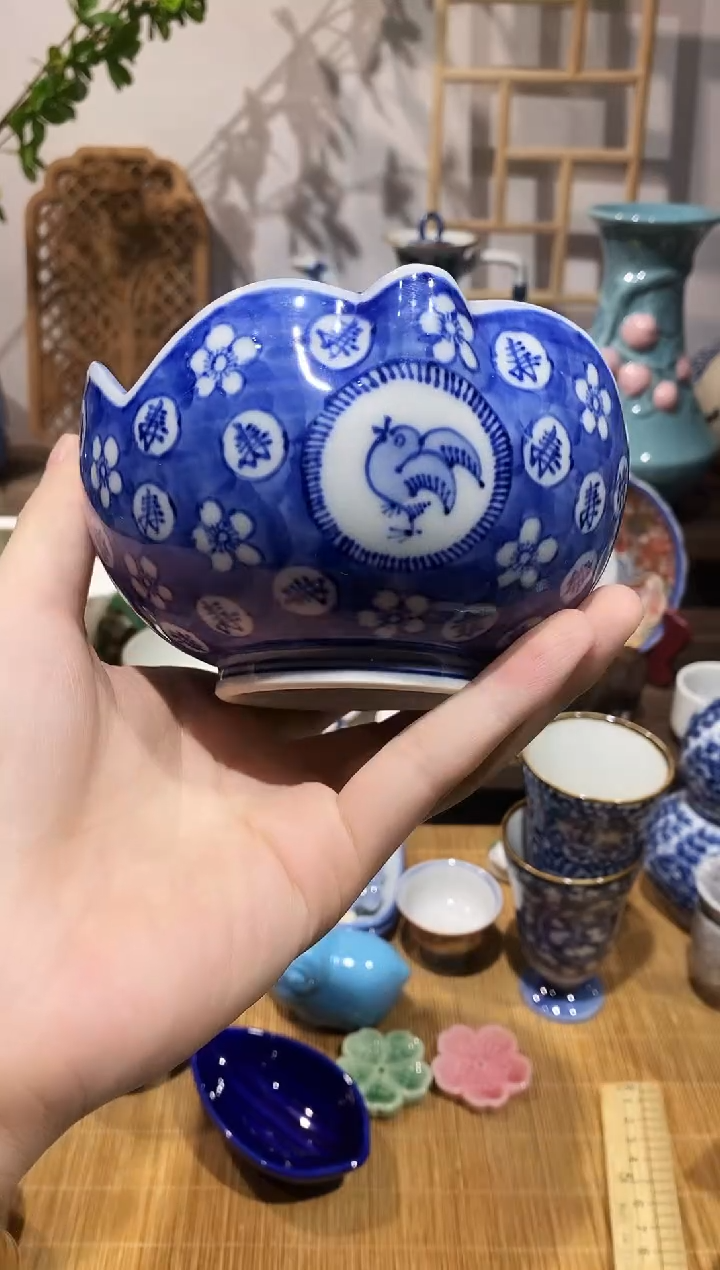 瓷片福寿花边口果子钵